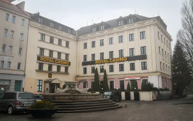 Royal Casino w Elblągu Wejście do Royal Casino w Elblągu